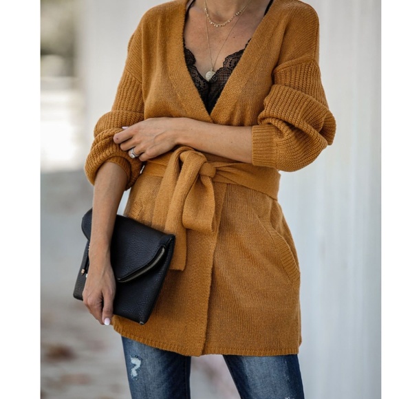 NOEL Pocketed Cardigan - Picture 6 of 7